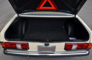 Mercedes-Benz 240 D 1983 года  (EU)